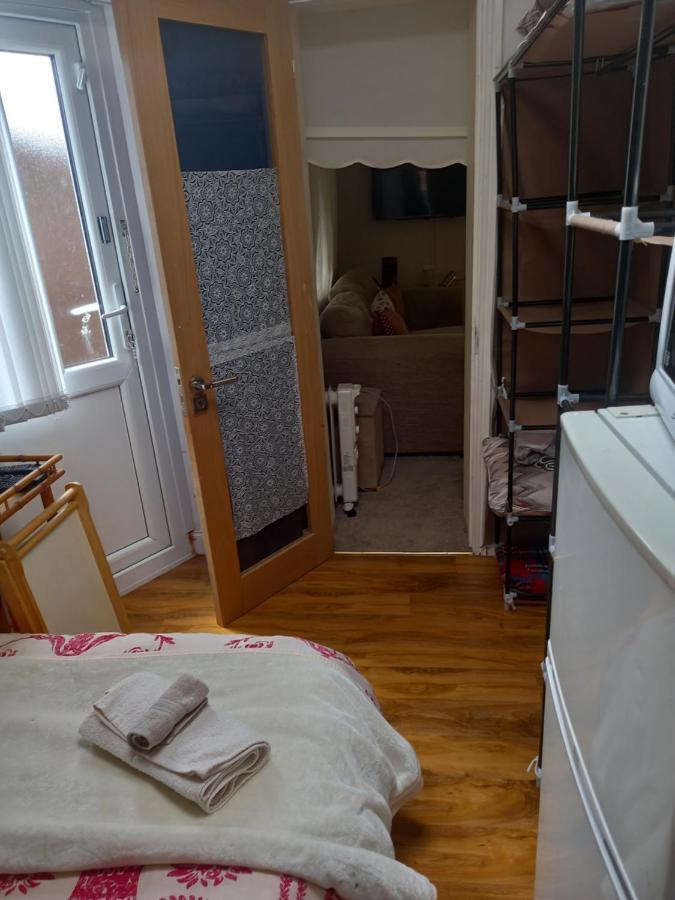 Larchmont Stay Side En Suite With Small Double Bed Лестер Екстер'єр фото
